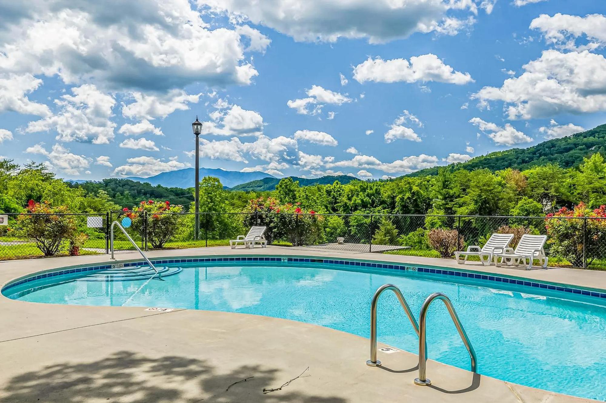 Alpine Abode Appartement Pigeon Forge Buitenkant foto